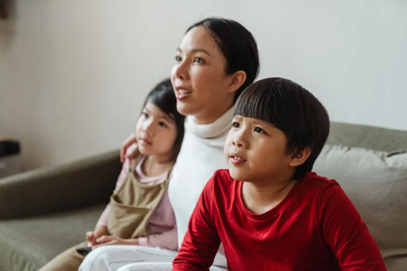 Raising Informed Viewers: How Princeton Families Are Making Media Literacy a Household Conversation